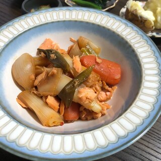 鮭とトロトロ野菜の辛味噌煮